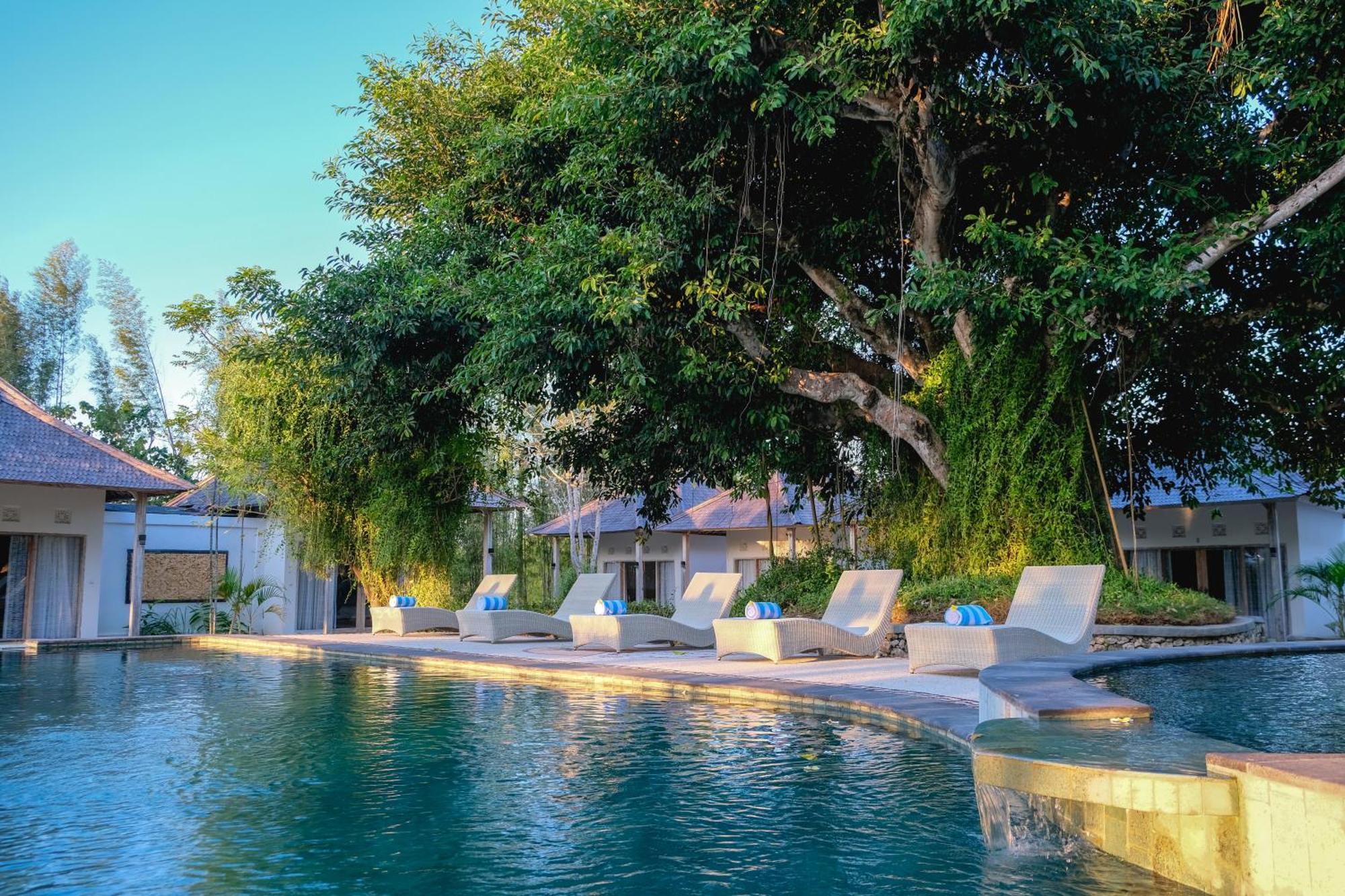 Caspla Resort By Loccal Collection Batununggul Bagian luar foto